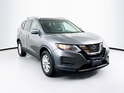 Used 2018 Nissan Rogue SV w/ Premium Package image 1