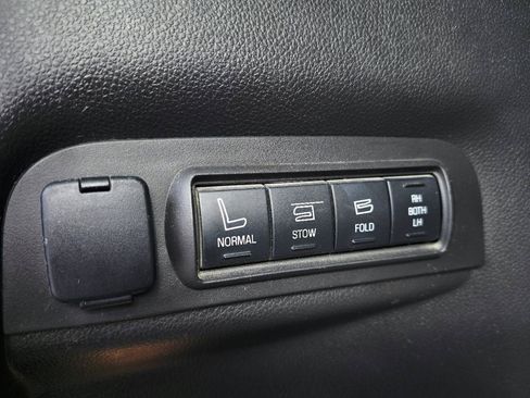 Used 2015 Ford Explorer Limited w/ Equipment Group 302A AWD/4WD image 19