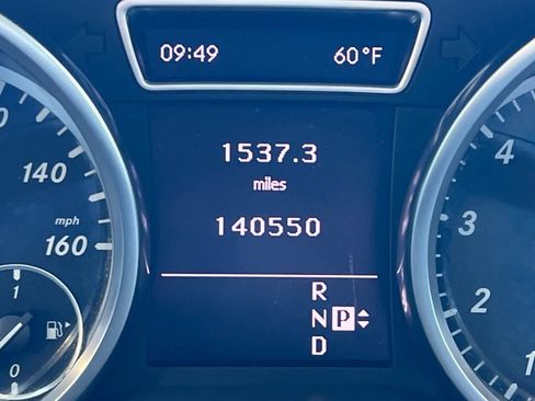 Used 2012 Mercedes-Benz ML 350 4MATIC image 25