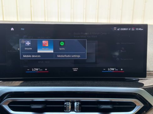 Used 2023 BMW i4 eDrive35 RWD image 25