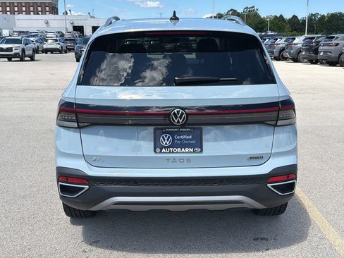 Certified 2025 Volkswagen Taos SEL AWD/4WD image 5