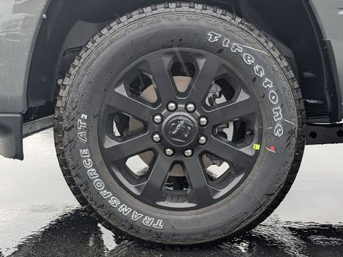 New 2026 RAM 3500 Laramie AWD/4WD image 4