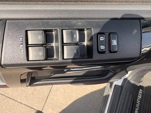 Used 2019 Toyota 4Runner TRD Off-Road Premium AWD/4WD image 14