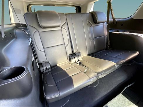 Used 2020 GMC Yukon XL Denali w/ Open Road Package AWD/4WD image 25