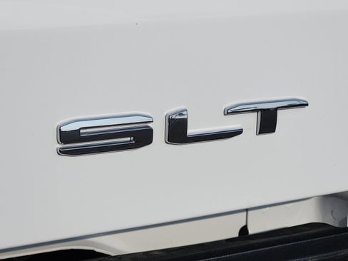 New 2026 GMC Sierra 1500 SLT AWD/4WD image 13