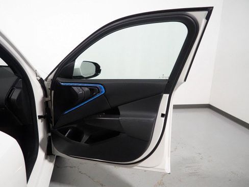 Used 2025 BMW X3 xDrive30 AWD/4WD image 75
