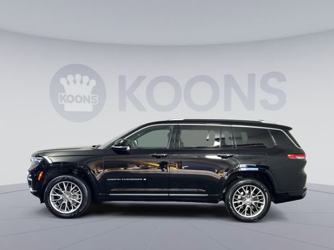 Used 2023 Jeep Grand Cherokee L Summit w/ Advanced Protech Group IV image 2