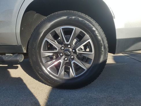 Certified 2024 Chevrolet Tahoe Z71 w/ Luxury Package image 7