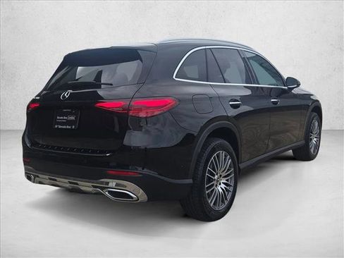 Certified 2026 Mercedes-Benz GLC 300 image 5