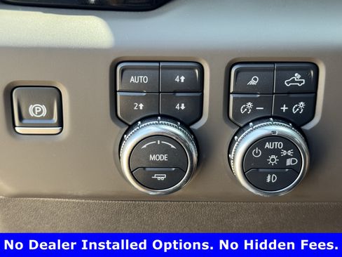 Used 2025 GMC Sierra 1500 Denali w/ Denali Reserve Package AWD/4WD image 22