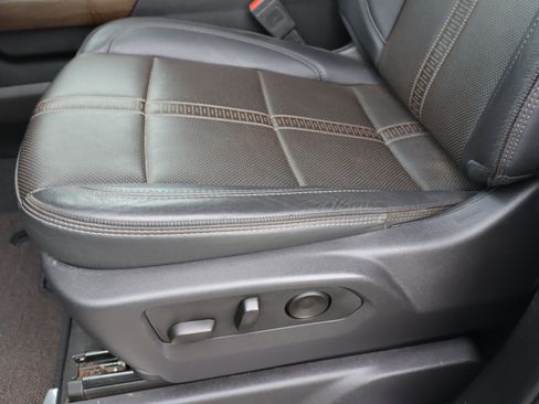 Certified 2025 Chevrolet Silverado 2500 High Country w/ Technology Package image 19