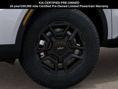 Certified 2025 Kia Sorento SX Prestige AWD/4WD image 9