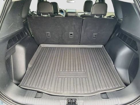 Used 2025 Ford Escape Platinum w/ Premium Technology Package AWD/4WD image 25