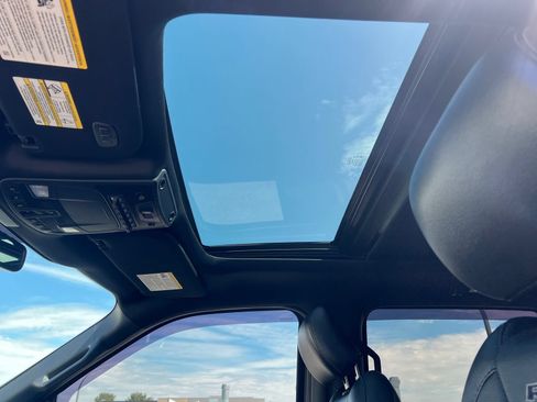 Used 2018 Ford F150 Raptor w/ Equipment Group 802A Luxury AWD/4WD image 21