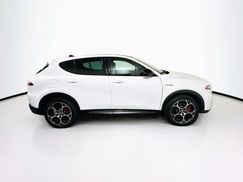 Used 2024 Alfa Romeo Tonale Veloce AWD/4WD image 10