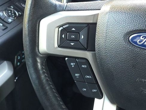 Used 2021 Ford F250 Lariat image 39