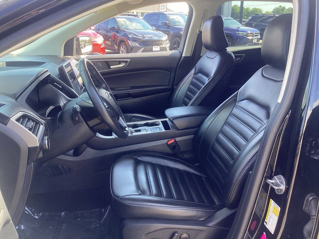 Used 2024 Ford Edge SEL AWD/4WD image 12