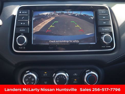 Used 2025 Nissan Versa S w/ Trunk Package image 19