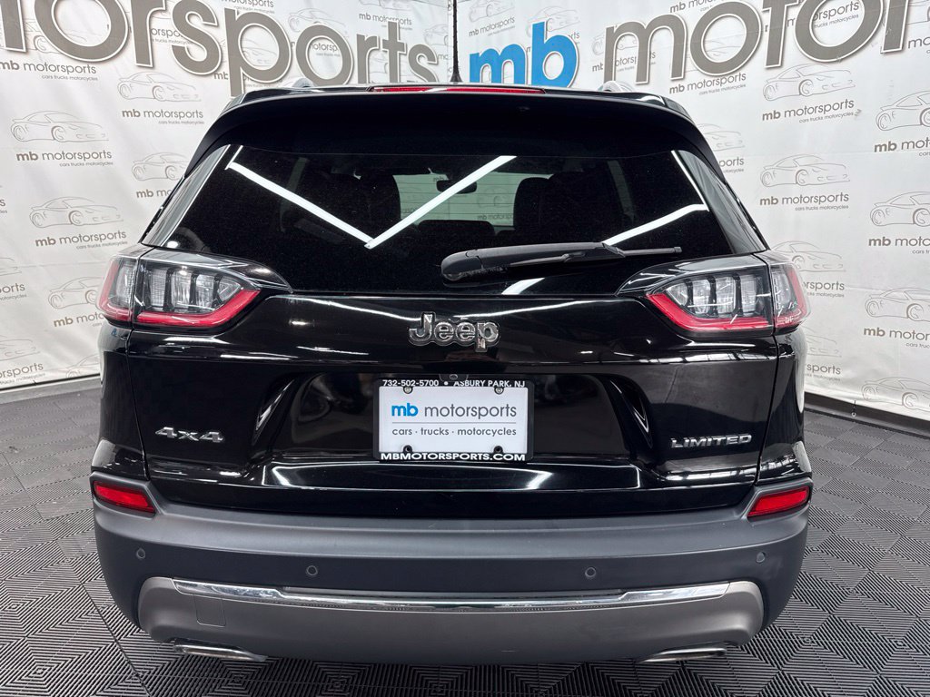 Used 2019 Jeep Cherokee Limited AWD/4WD image 5