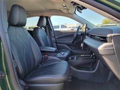 Certified 2024 Ford Mustang Mach-E Select image 24