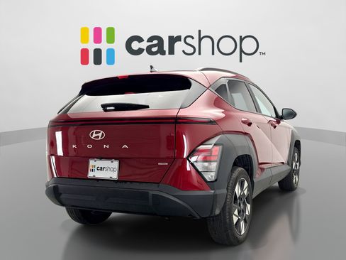 Used 2024 Hyundai Kona SEL w/ Convenience Package AWD/4WD image 5