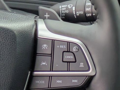 Used 2024 Toyota Grand Highlander Platinum image 19