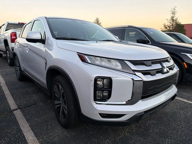 Used 2026 Mitsubishi Outlander Sport ES AWD/4WD image 1
