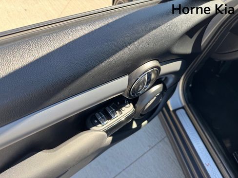 Used 2024 MINI Cooper S image 10