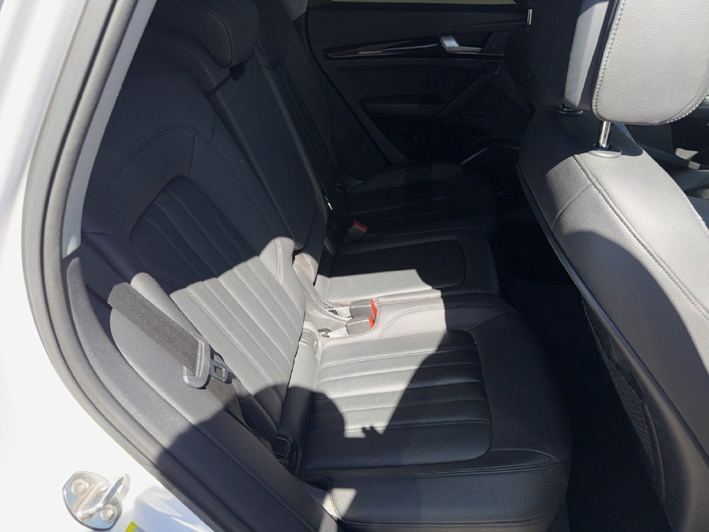 Used 2018 Audi Q5 2.0T Premium Plus w/ Premium Plus Package AWD/4WD image 12