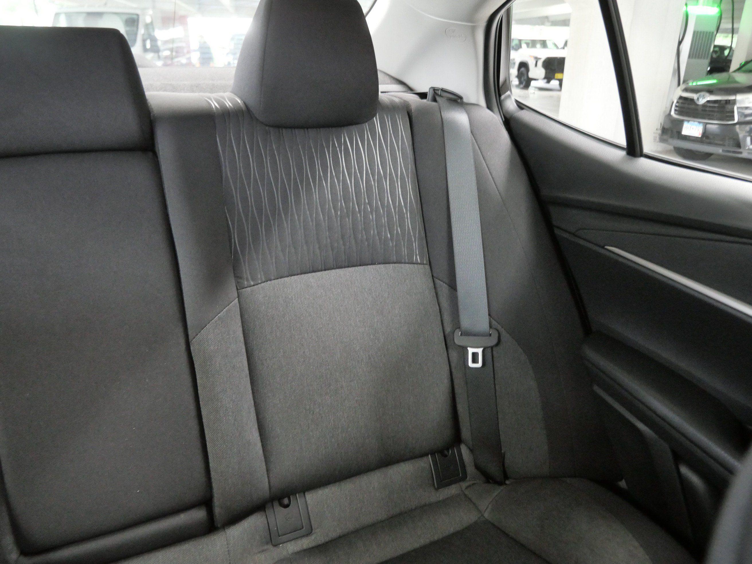 Used 2025 Toyota Camry LE FWD image 15