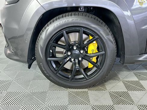 Used 2019 Jeep Grand Cherokee Trackhawk AWD/4WD image 31