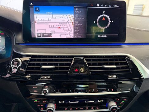 Used 2022 BMW M550i xDrive AWD/4WD image 40