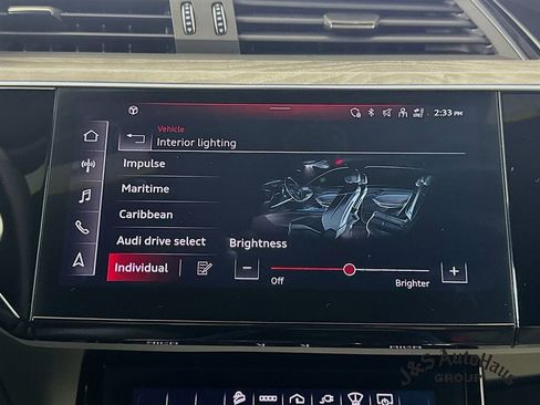 Used 2022 Audi e-tron Chronos w/ Chronos Package image 18