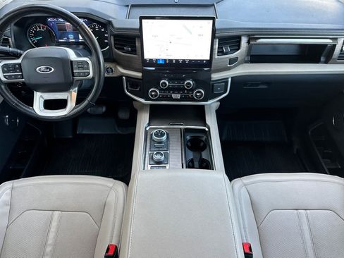 Certified 2024 Ford Expedition Limited AWD/4WD image 3