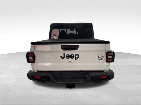 New 2025 Jeep Gladiator Sport AWD/4WD image 7