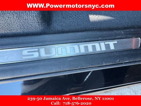 Used 2022 Jeep Grand Cherokee L Summit w/ Advanced Protech Group IV RWD image 30