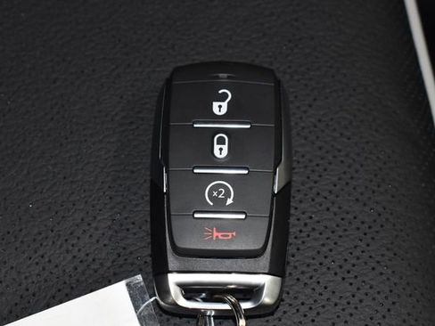 Used 2025 RAM 1500 Laramie image 25