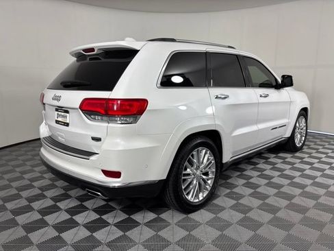 Used 2018 Jeep Grand Cherokee Summit AWD/4WD image 6