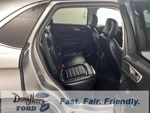 Used 2023 Ford Edge SEL image 36