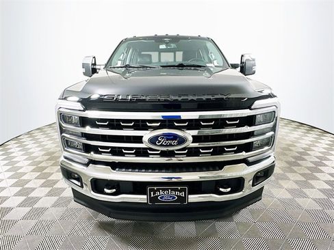 Used 2024 Ford F250 Lariat w/ Chrome Package image 8
