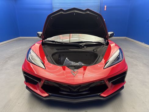 Used 2023 Chevrolet Corvette Stingray Preferred Conv w/ Z51 Performance Package RWD image 31