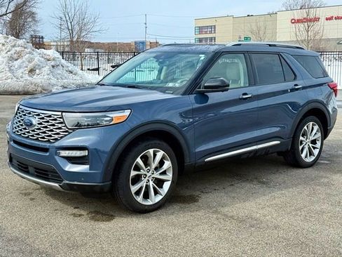 Used 2021 Ford Explorer Platinum w/ Equipment Group 601A image 2