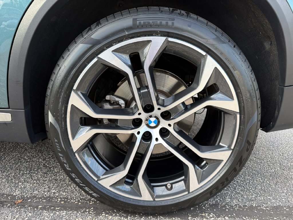 Used 2026 BMW X5 xDrive40i AWD/4WD image 16