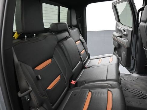 Used 2024 GMC Sierra 1500 AT4 w/ Technology Package AWD/4WD image 23