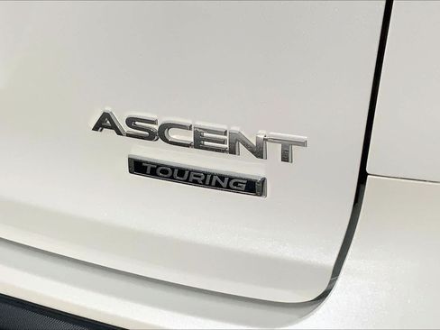 Used 2025 Subaru Ascent Touring AWD/4WD image 10
