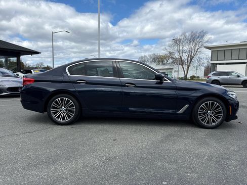 Used 2017 BMW 530i xDrive image 16