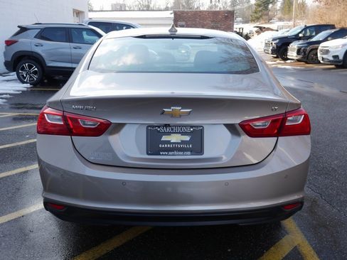 Used 2024 Chevrolet Malibu LT image 6