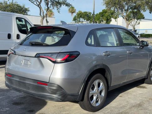 Used 2024 Honda HR-V LX image 5