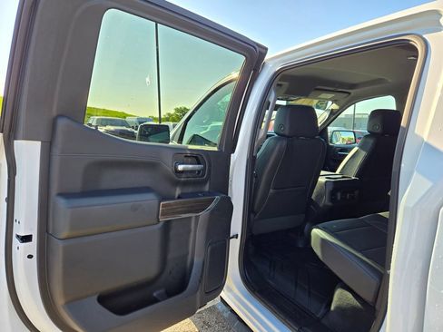 Used 2019 Chevrolet Silverado 1500 LT Trail Boss AWD/4WD image 27