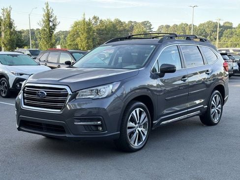 Used 2022 Subaru Ascent Limited w/ Technology Package AWD/4WD image 7
